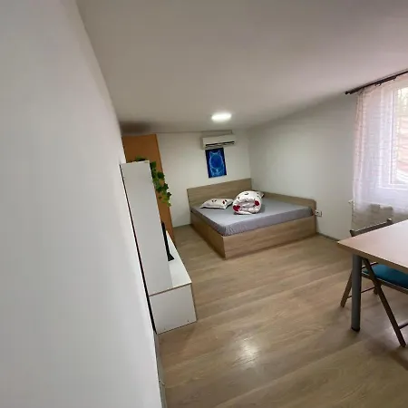Garsoniera 4 Apartment Bucharest Exterior photo
