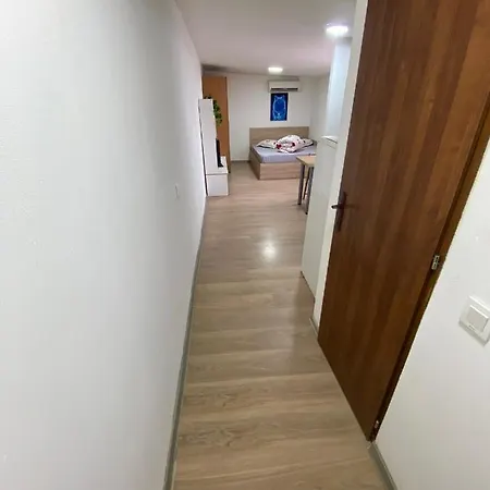 Garsoniera 4 Apartment Bucharest Exterior photo
